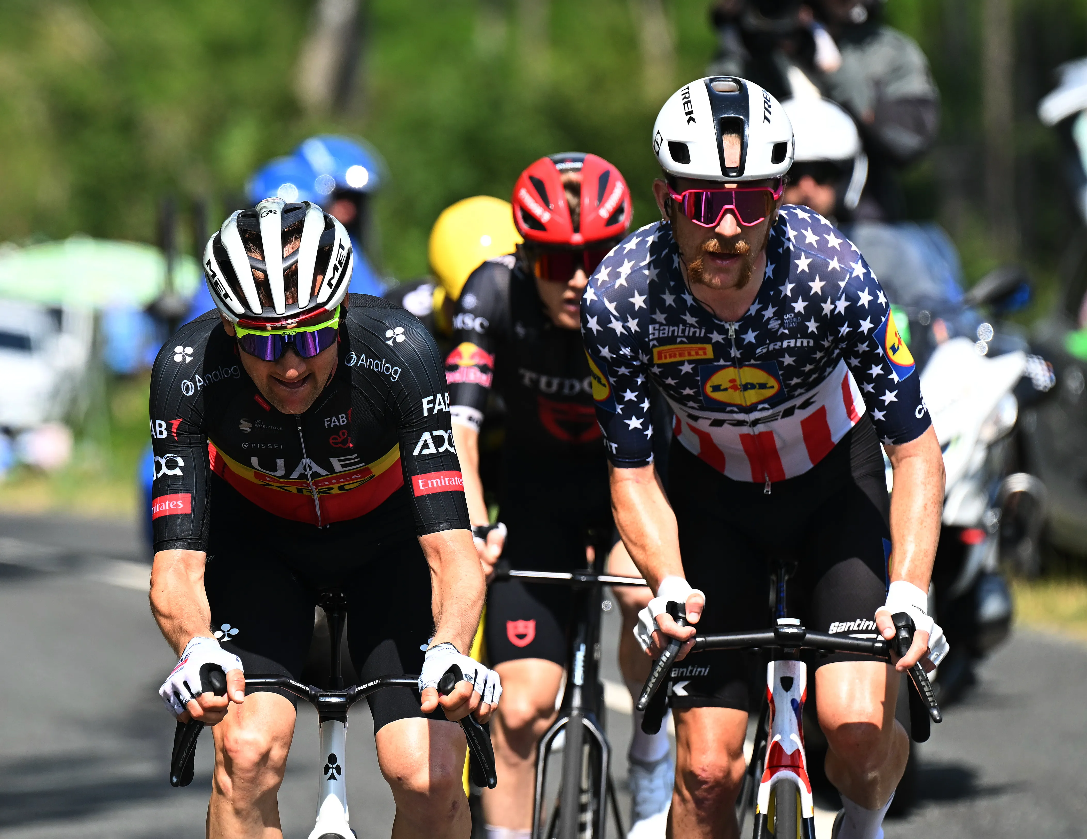 "Quinn Bisa Saja Menyerang Duluan Jika Ada Bantuan" – Pemenang Etape Tour de France Tim Wellens Menanggapi Setelah Simmons Mengecam Slipstream Motor dalam Breakaway